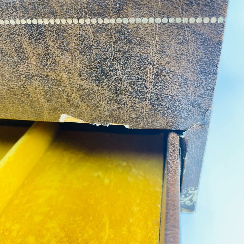 VTG MELE 4-Tier Jewelry Box MCM Mid-Century Faux Leather Satin Gold Velvet w KEY - Picture 7 of 16